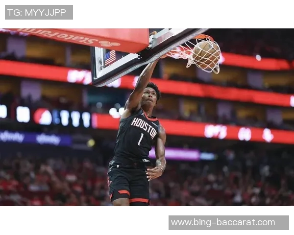 乌度卡确认亚当斯缺席对阵爵士伊森出战与否尚待决定其他球员预计均能参赛